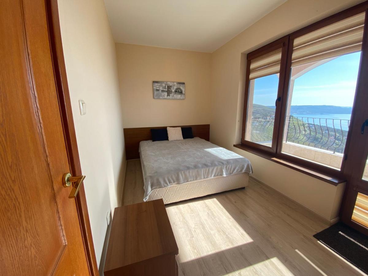 Sea Sunrise Vila Balchik Extérieur photo